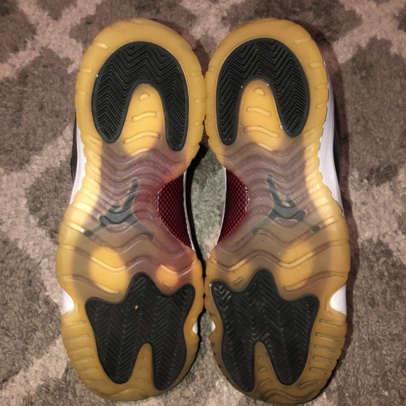 Jordan 11 gs 72-10 - Picture 3 of 6
